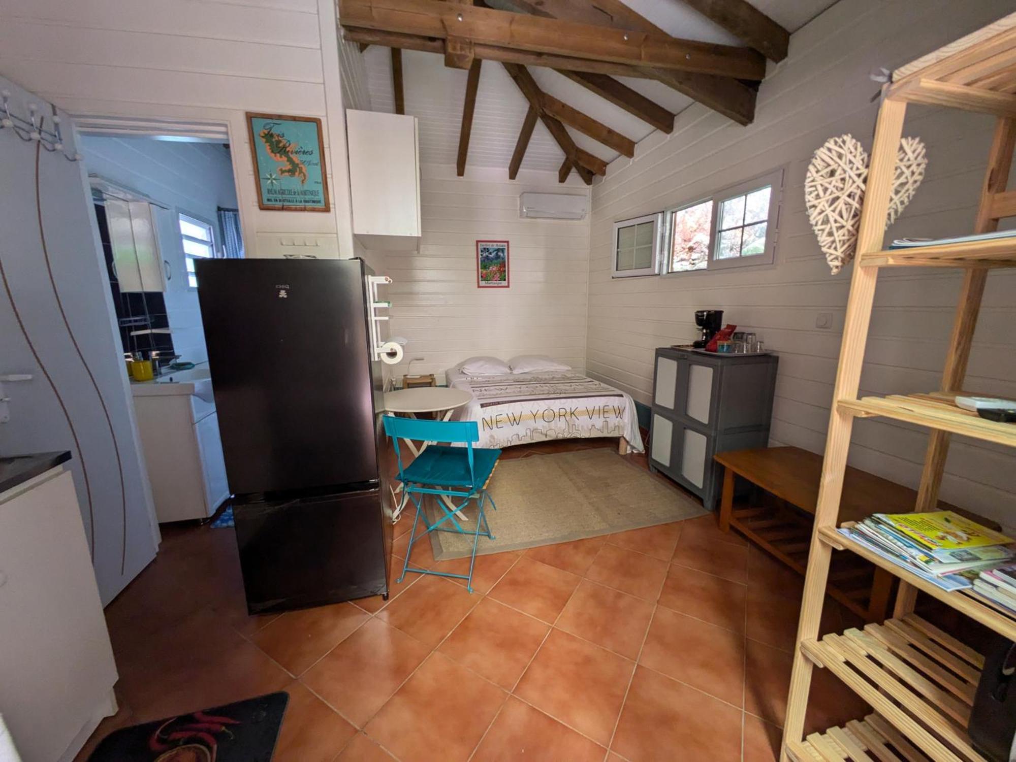 Le Marin - Bungalow Classe 3 Etoiles Tb Equipe & Confortable - Escapade En Couple - Paisible & En Toute Discretion - Wi-Fi - Climatisation - Calme & Serenite - Plages Du Sud, Centre De Carenage & Marina Du Marin Proche En Voiture - Acheminement Sur D Dış mekan fotoğraf